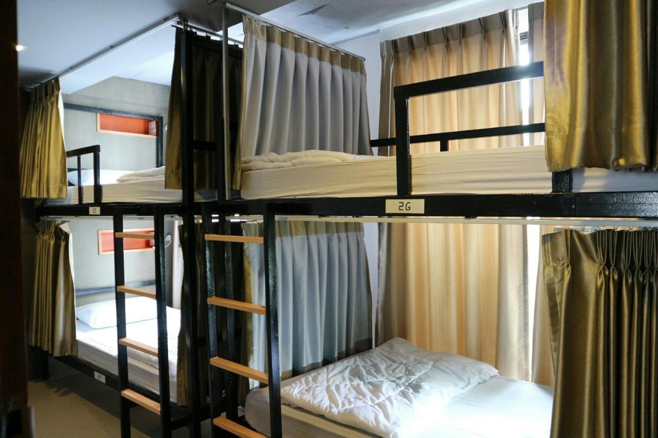 The Campus Hostel Bangkok Exterior foto